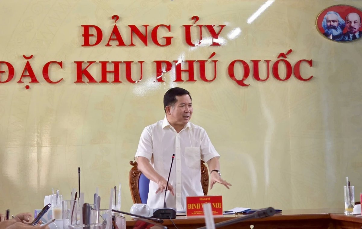 1 Bi Thu Dac Khu Phu Quoc Dinh Van Noi Ngung Cung Cap Dien Nuoc Vien Thong Rut Giay Phep Cac Co So Kinh Doanh Vi Pham