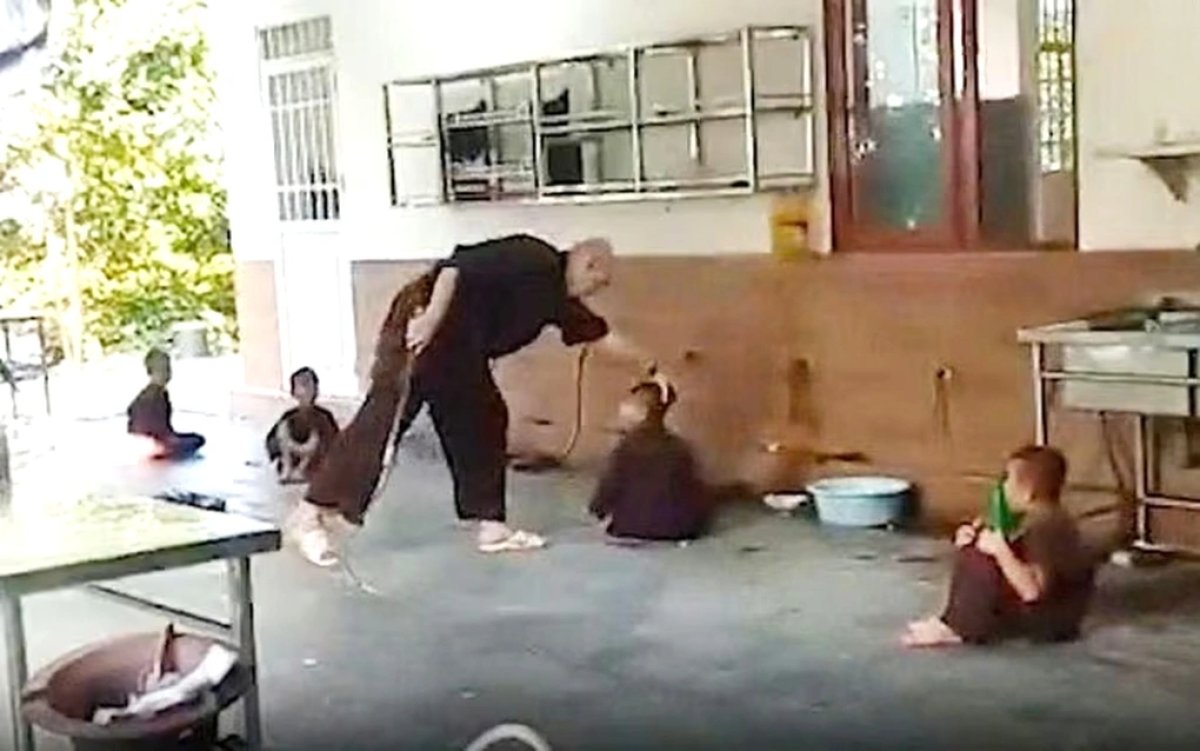 2 5 Chu Tieu Bi Danh O Chua Bau Duoc Dua Vao Trung Tam Xa Hoi Va Ve Nha