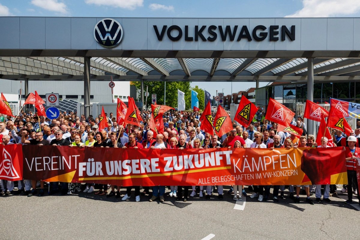 1 Ganh Nang 630000 Lao Dong Cua Volkswagen