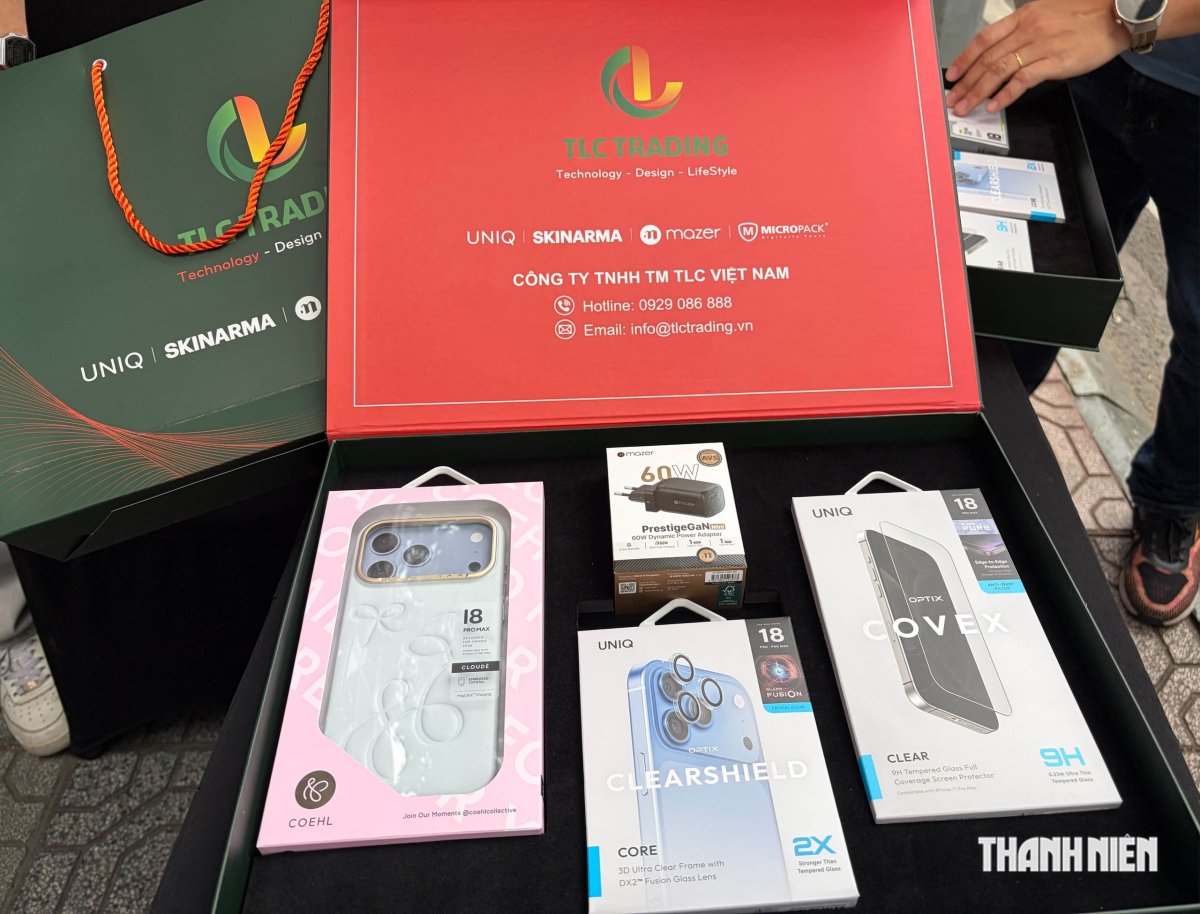 2 Ngay Dau Mo Ban Iphone 18 Pro Nguoi Viet Chen Chan Chi Tram Ti Len Doi Iphone