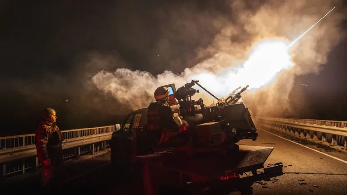 1 Ukraine Tuyen Bo Gianh Lai Ba Ngoi Lang Bat Hon 250 Binh Si Nga
