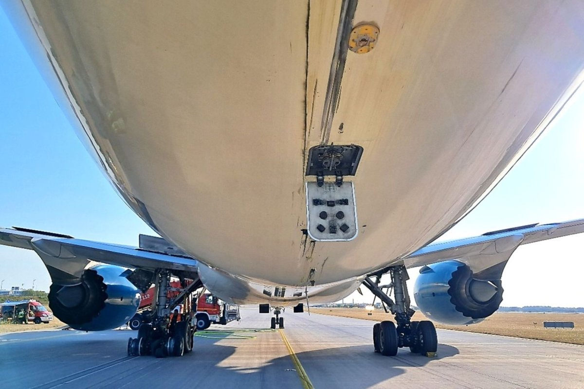 1 Bao Cao So Bo He Lo Phanh Duoc Tac Dong Trong Luc May Bay Vietnam Airlines Cat Canh Tai Munchen