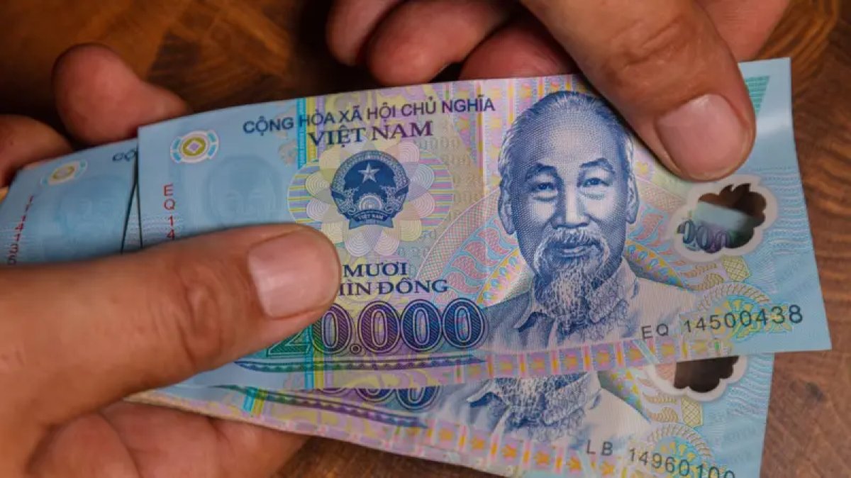 1 Viet Kieu Uc Bi Hoan Xuat Canh Vi Nop Thua Thue 40000 Dong