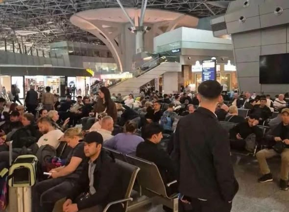1 Khong Kich Vao Moskva 5 Chuyen Bay Tu Tho Nhi Ky Phai Quay Dau San Bay Nga Te Liet