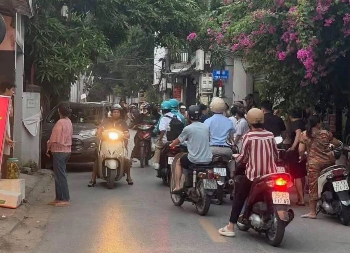 1 Nong Bat Giu Nghi Pham Chan O To Tan Cong Tai Xe Giua Pho O Ha Noi