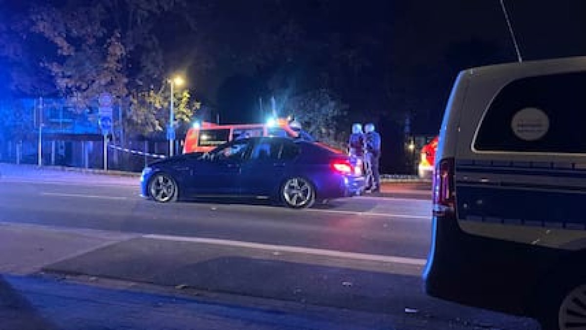 2 Duc Bmw Lao Vao Dam Dong Gan Hannover It Nhat 5 Nguoi Bi Thuong